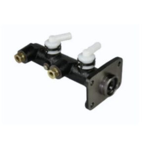 Daihatsu Delta 3.7D brake master cylinder - Outlets 2xM10