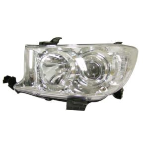 Toyota Fortuner headlight left side 2009 – 2011