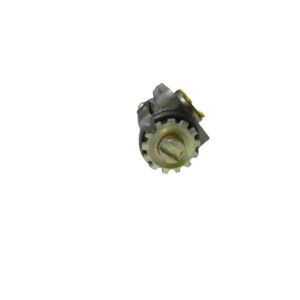 Toyota Land Cruiser FJ45 1975 to 1981 rear wheel cylinder